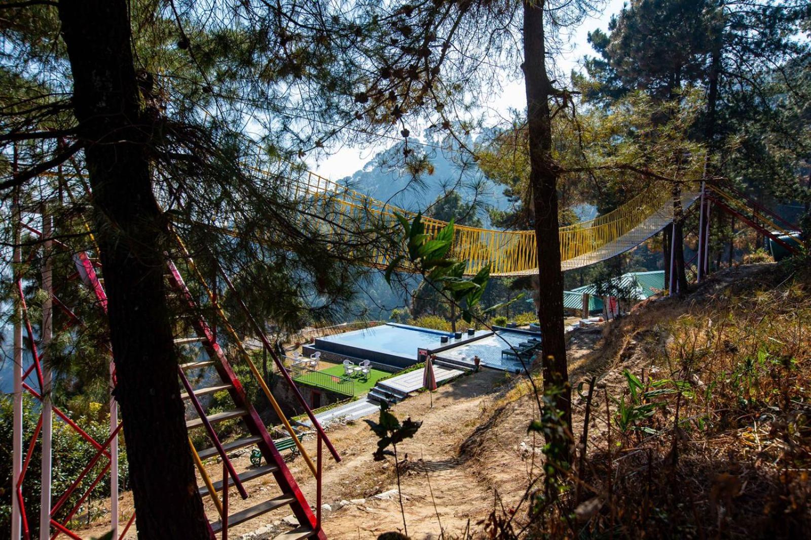 Blue Pine Resort Lansdowne Exterior foto